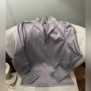 Gray north face pullover quarter zip. Size S.